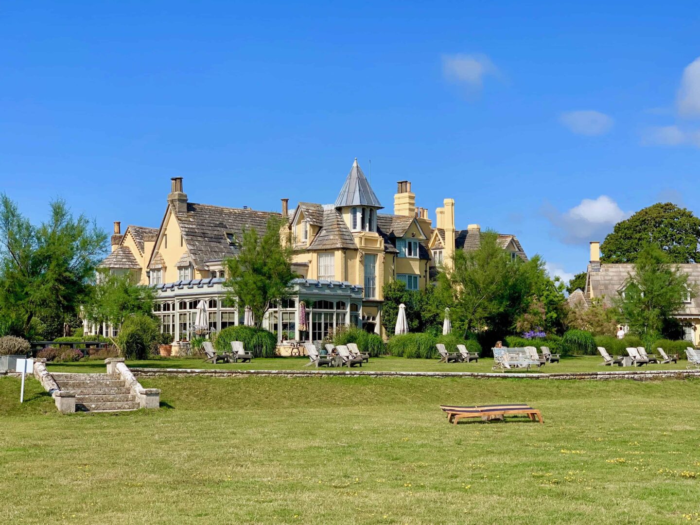 image of the outside of the pig on the beach luxury hotel in Dorset