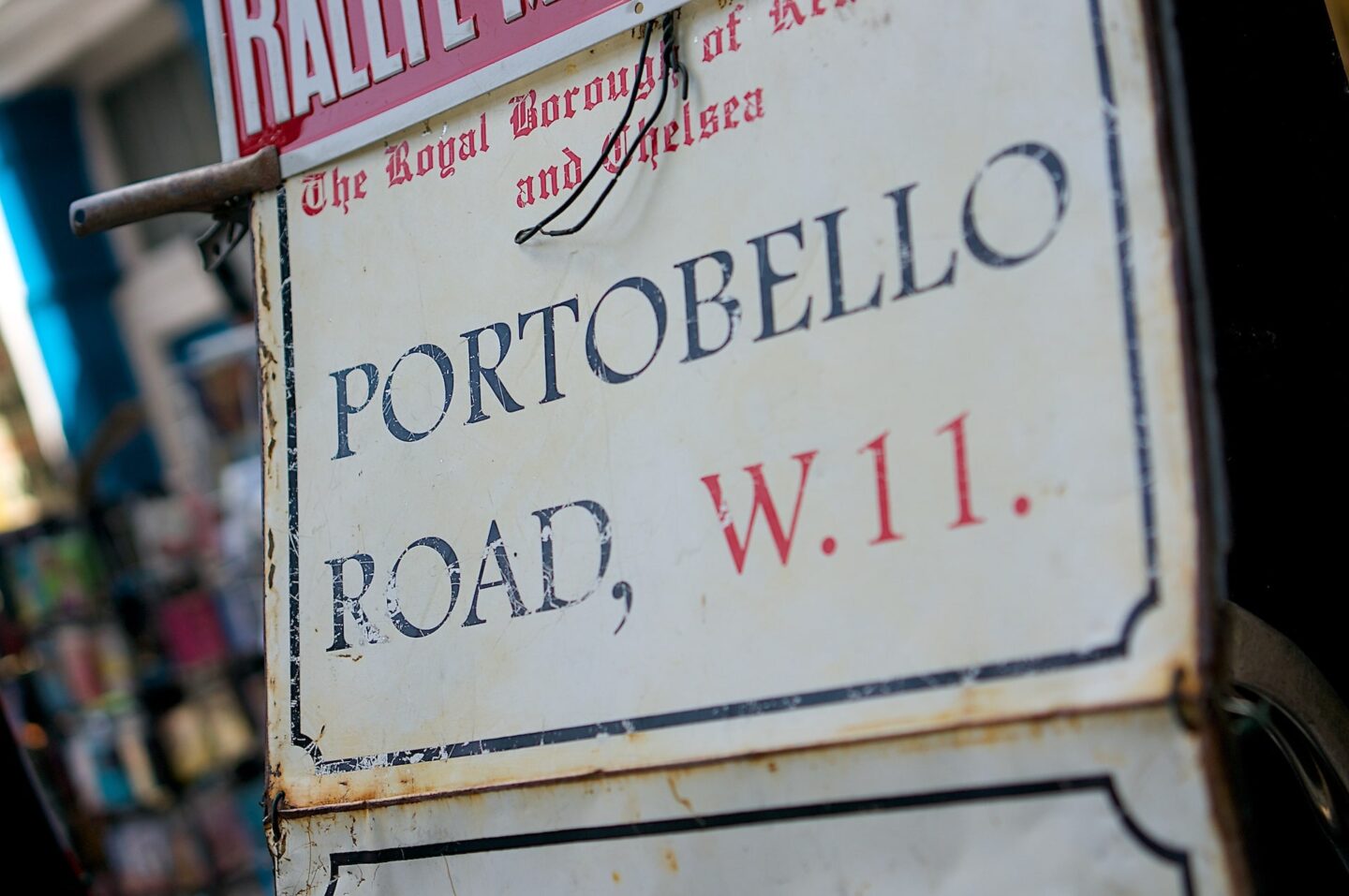 distressed sign of portobello road, w11